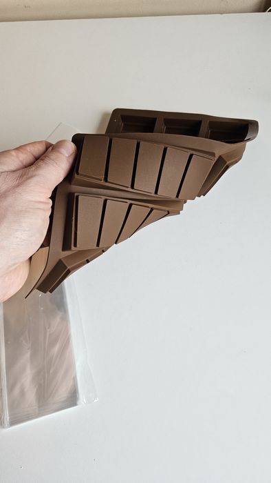 Силіконова форма для шоколаду зі шпателем