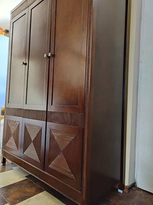 Комплект vox . дерев'яна шафа  тумби комоди