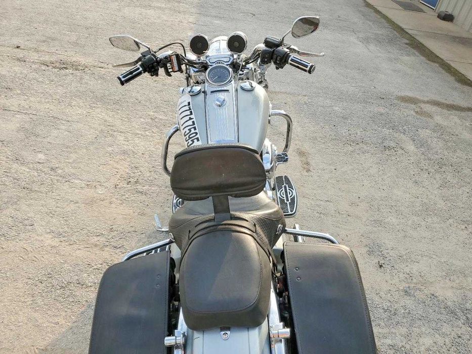2011 Harley-Davidson FLHRC