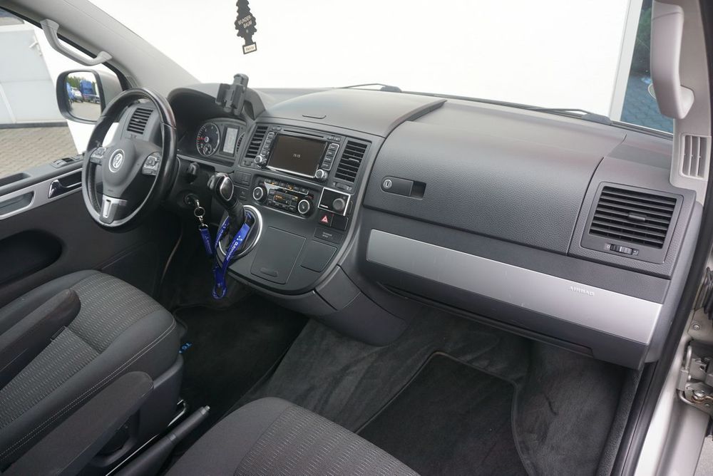 Volkswagen Multivan 7- os* DSG* Navi*