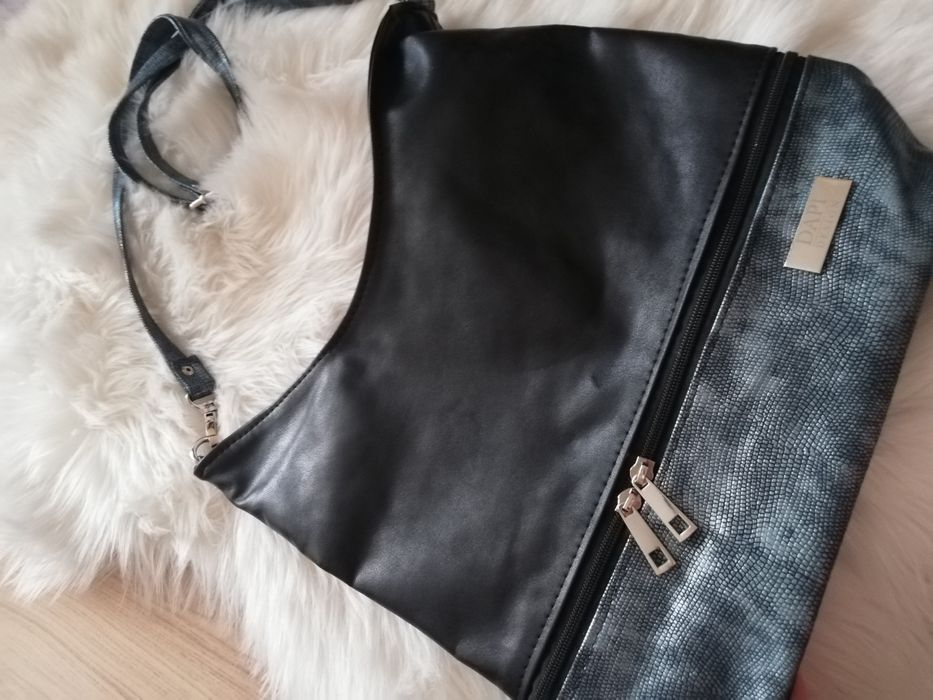 Czarna torebka DAPI DESIGN