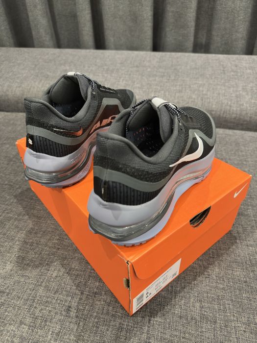 Кроссовки Nike Pegasus Premium FK