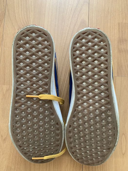 Vans tamanho 36 — praticamente novos!!