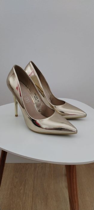 Buty damskie - szpilki