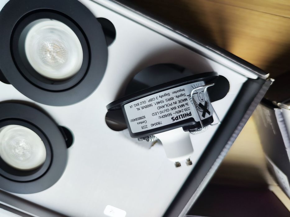 Hue white and color ambiance GU10 centura oprawki i żarówki