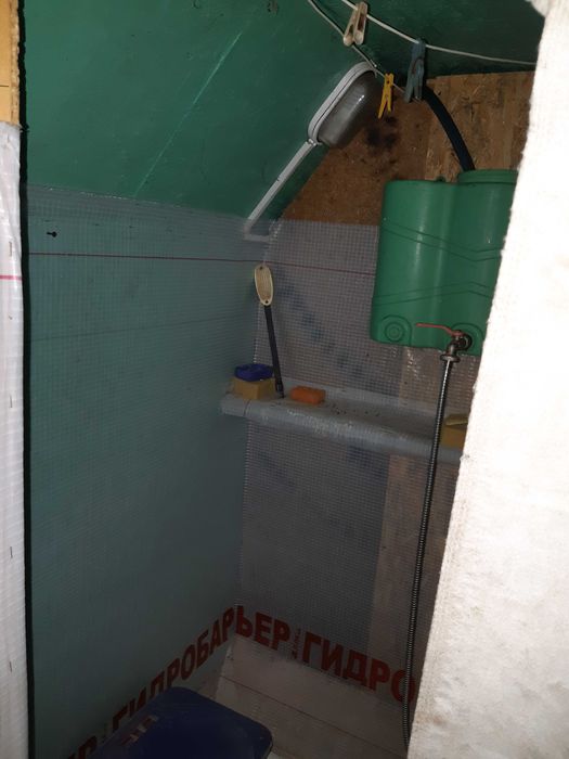 Дом,металевий,утеплений.