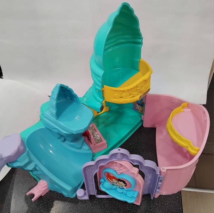 Музык. карета Ариэль Fisher-Price; Замок Русалочки LittlePeople; Petal