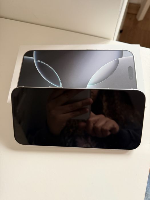 Vendo iPhone 16 Pro Max 256 GB