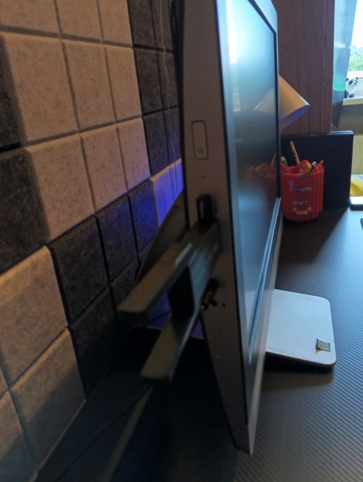Komputer HP ( komputer i monitor w jednym)