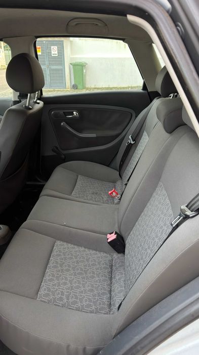 Seat ibiza 6l 1.2 gasolina 2006