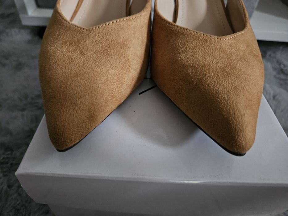 Buty catwalk slingback brązowe rozm. 38
