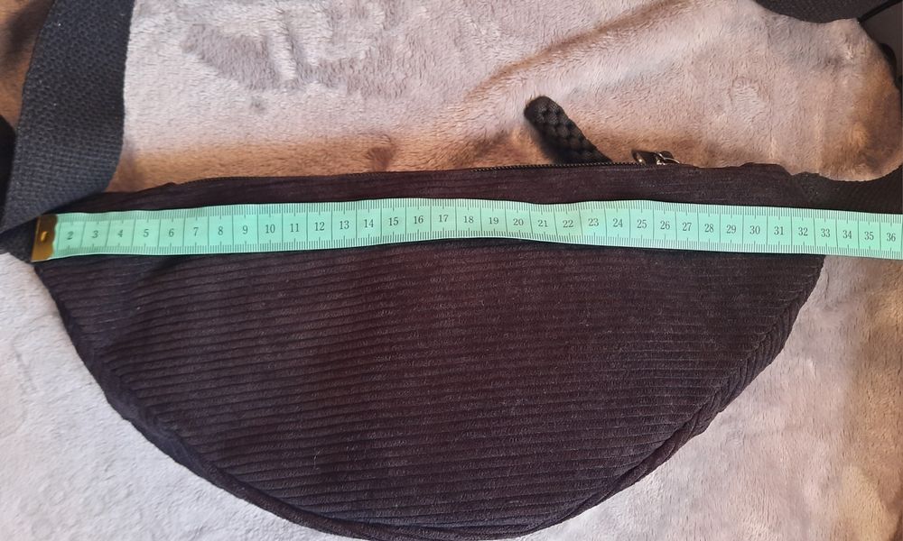 Bolsa de Cintura Preta