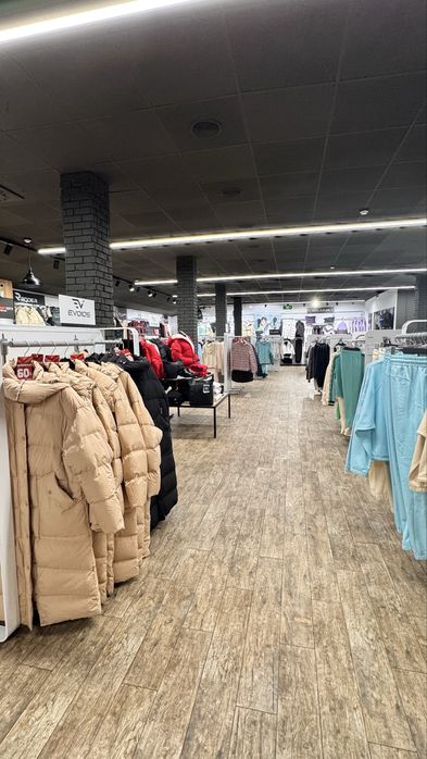 Оренда фасадної  будівлі на Пивзаводі