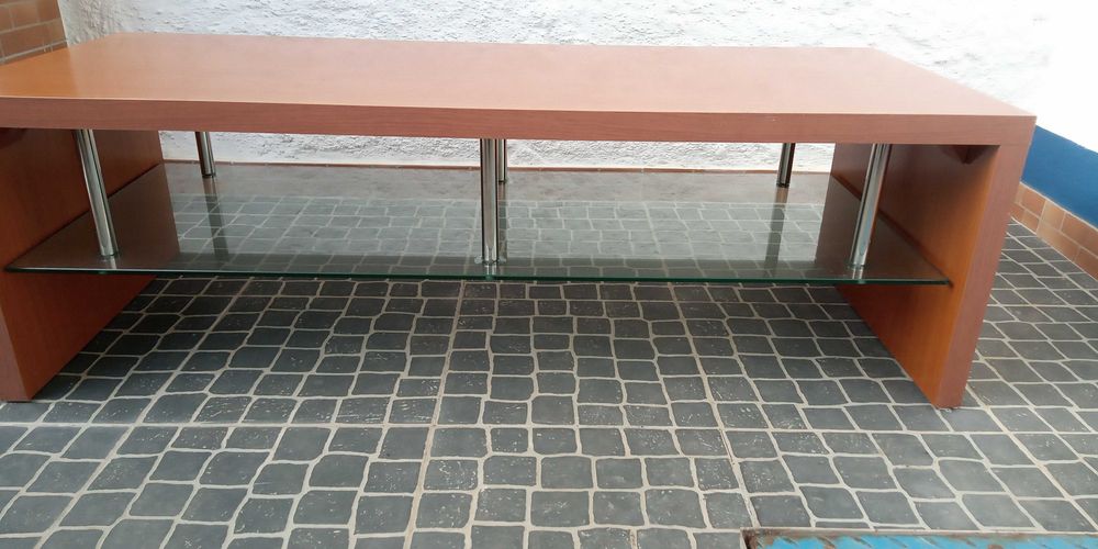 Mesa de sala ou quarto