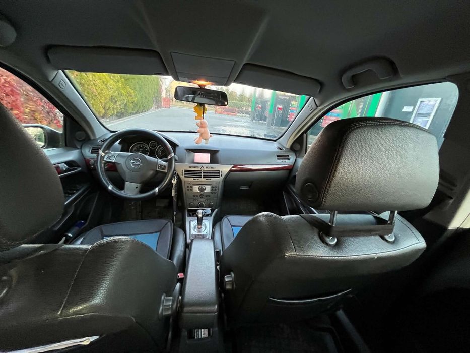 Opel Astra H 1.6 benzyna
