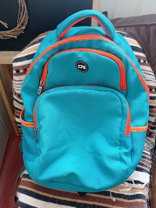 Рюкзак  шкільний