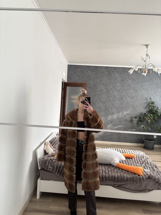 Натуральна норкова шуба