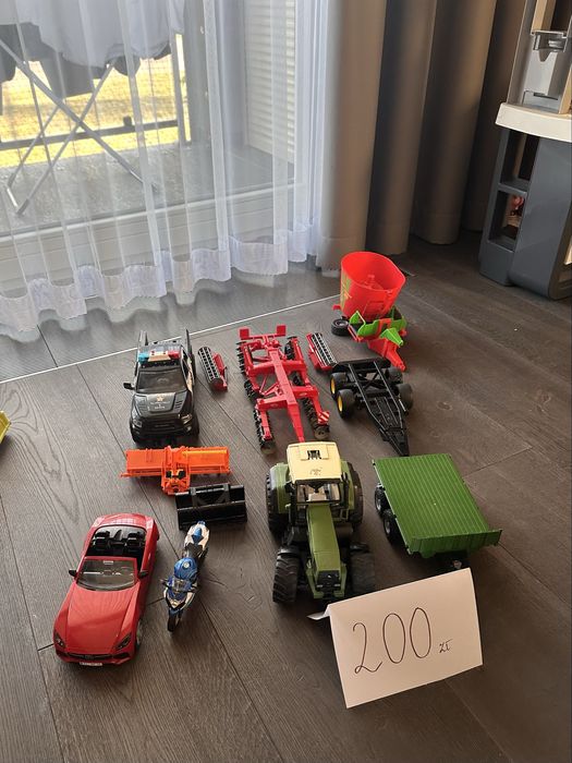 zestaw zabawek BRUDER  Traktor, Policja, Maszyny rolnicze, Auta