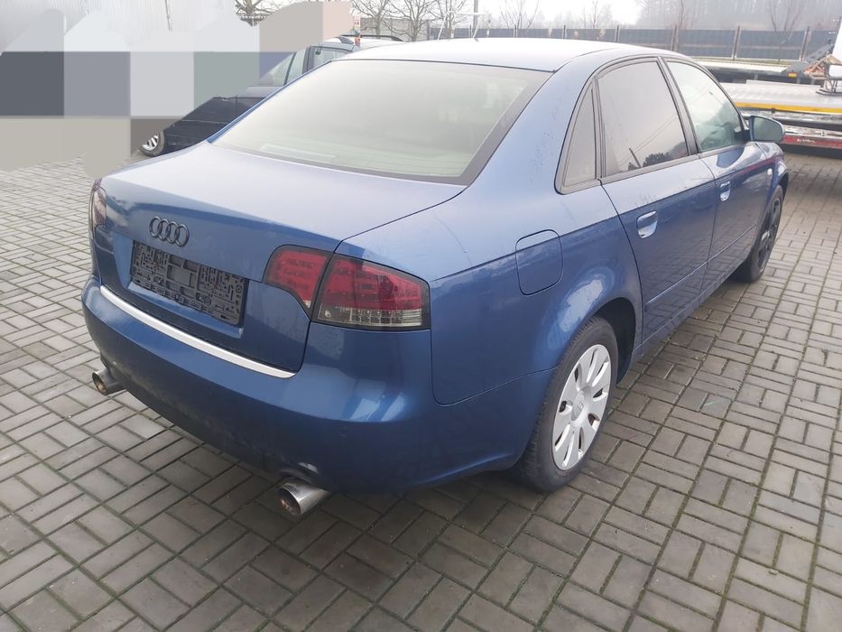 Zderzak tył audi a4b7 lz5c lampy pas chlodnice wzmocnienie