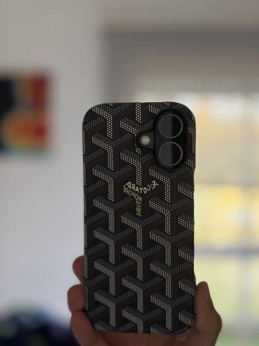 Goyard Capa iPhone 17
