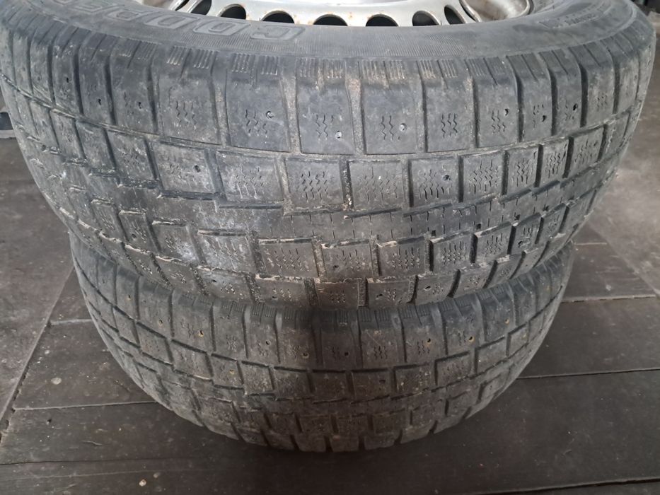 Резина,шини,диски 215 70 16 фольксваген  т5