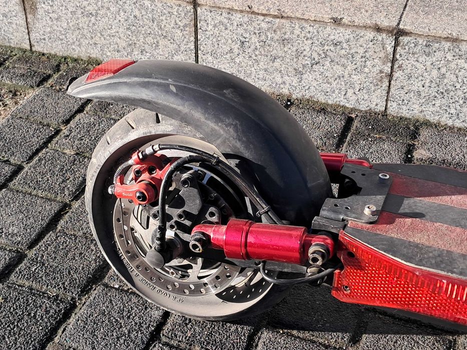 Hulajnoga elektryczna KUGOO KIRIN M4 + Ładowarka