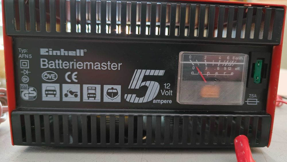 Prostownik samochodowy Einhell 12V 5A Typ AFN5 Słupsk