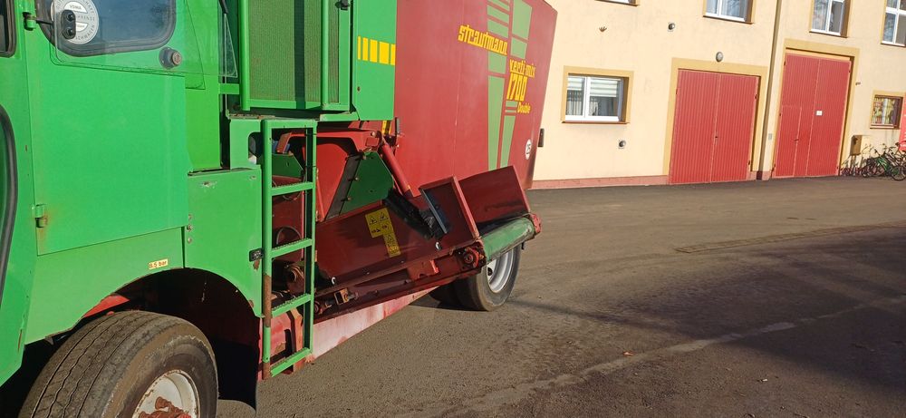 Paszowóz samojezdny Strautmann Verti-Mix  1700