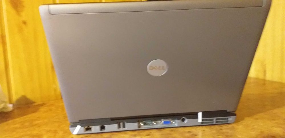 Laptop Dell Latitude D620
