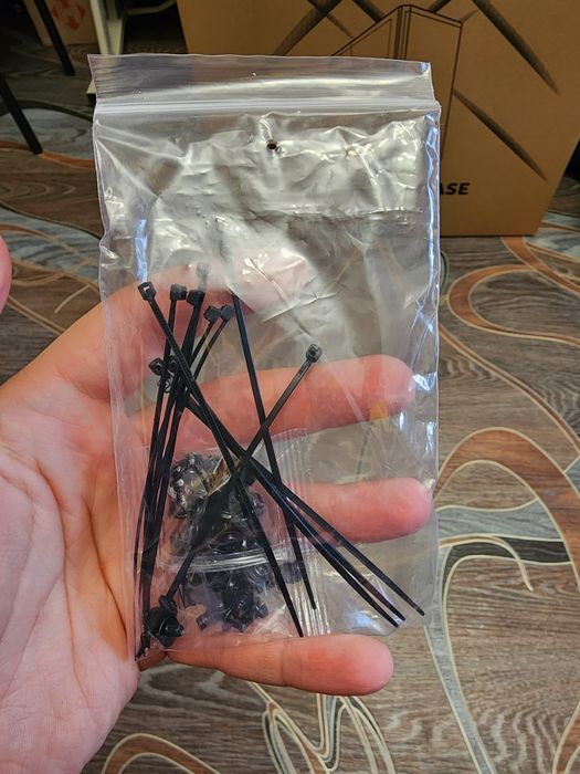 Продам корпус для пк  Atx, Matx , Eatx Vinga Darklight