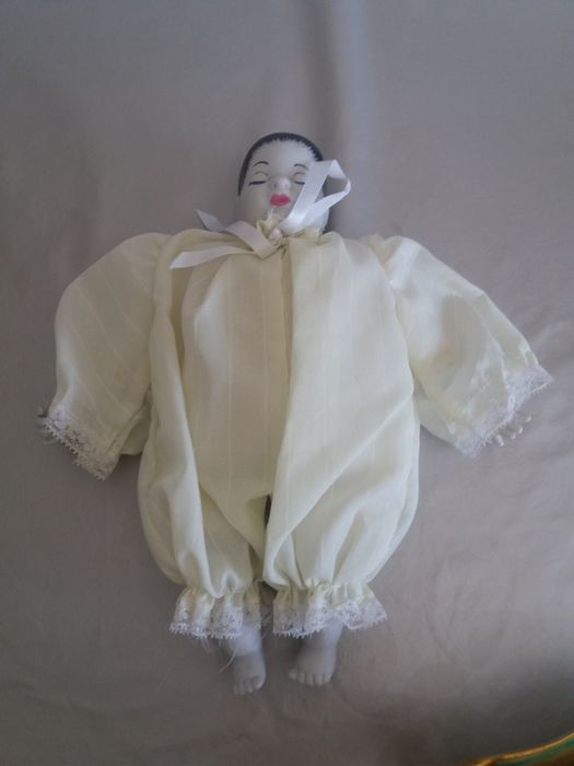 Bonecas porcelana pequenas