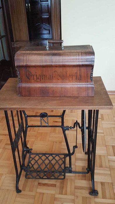 Maszyna do szycia Singer plus stół Naumann sprawna, zadbana