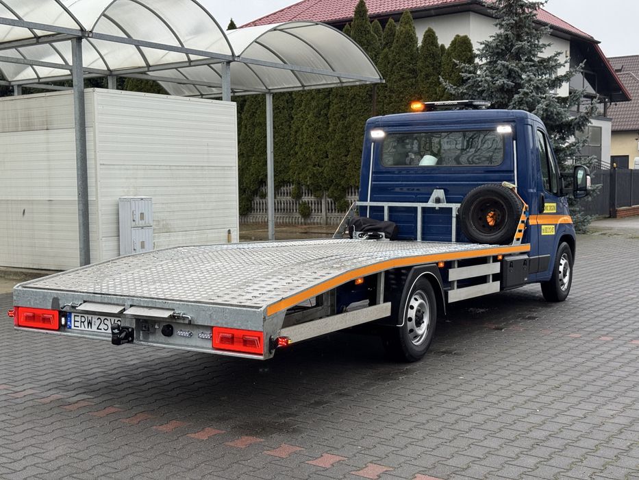 Pomoc Drogowa Autolaweta Holowanie laweta 24/7 do 3500kg