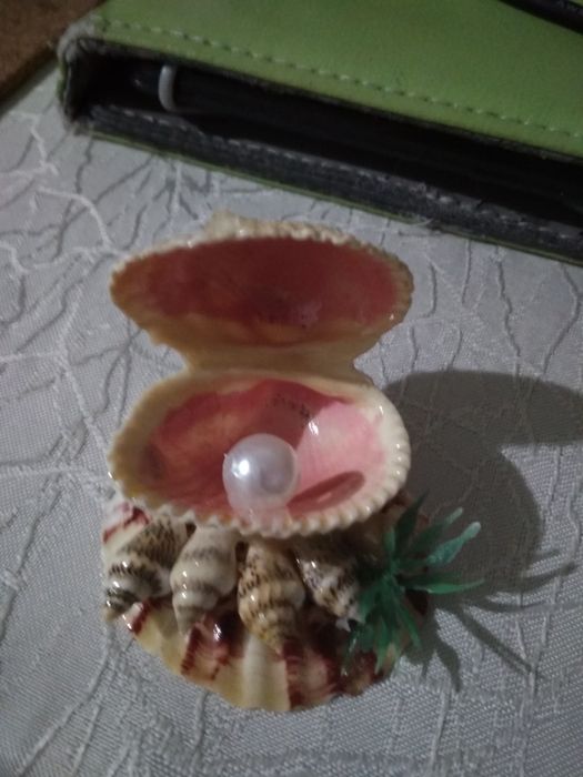 Статуэтки, магниты на холодильник