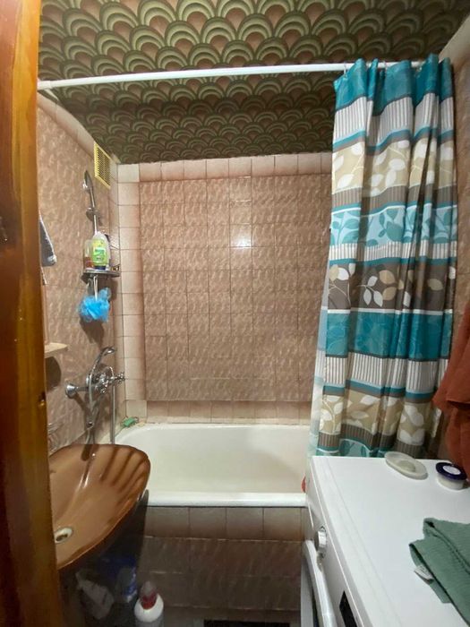 Продаж 3 К. Озерна