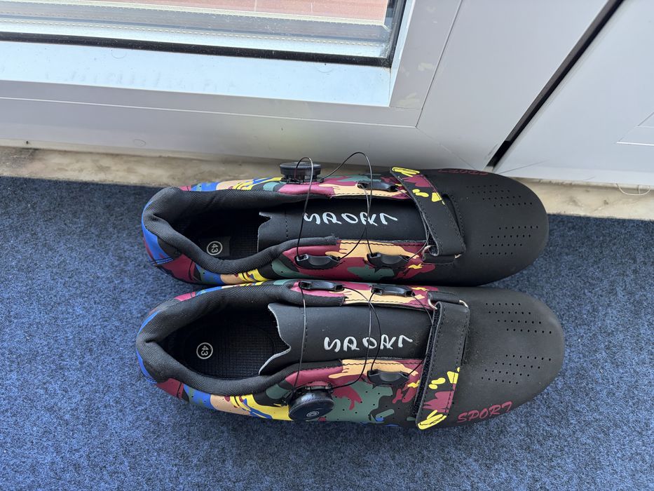 Sapatos de ciclismo
