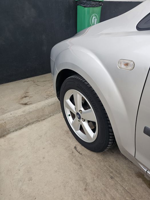 Ford Focus 1600 110cv