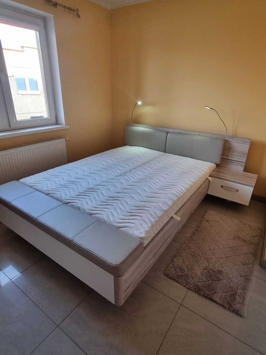 Sprzedam łóżko z materacem stan bdb