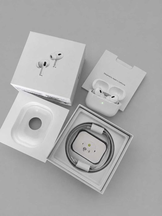 продаю AirPods pro 2