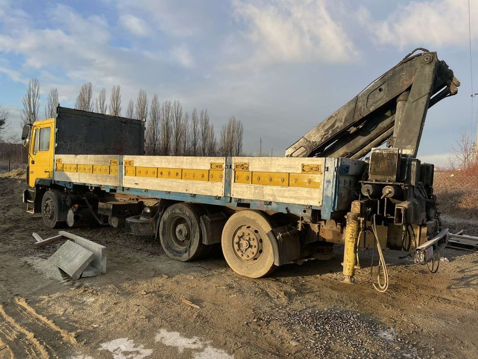 Продам кран маніпуляторв хорошому стані