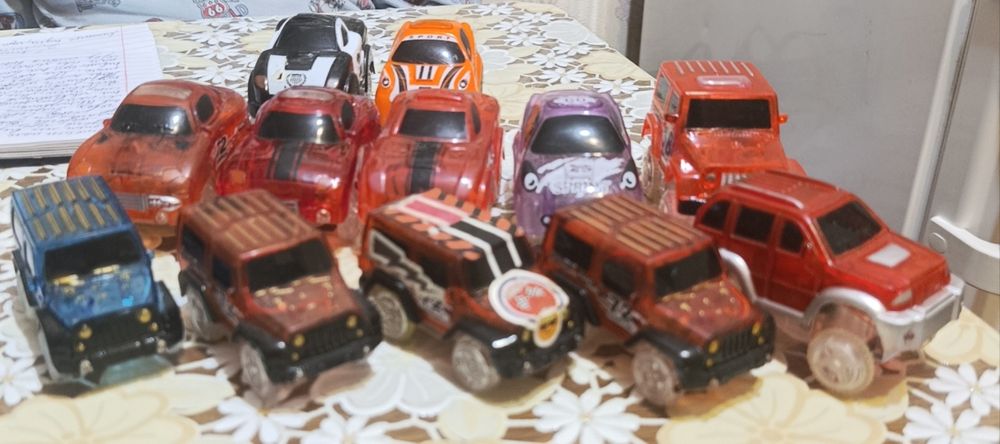 Трек Magic Tracks  и машинки