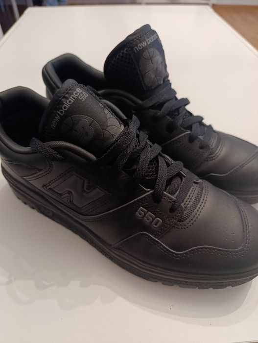 New Balance 550 w kolorze czarnym