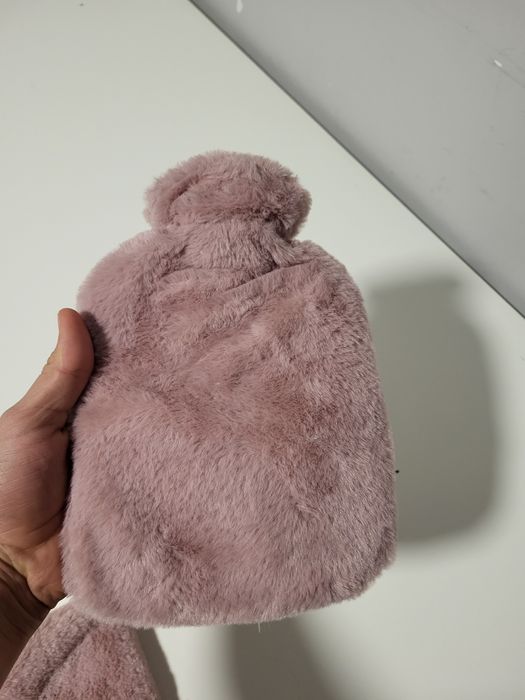 Грілка гумова у пухнастому чохлі