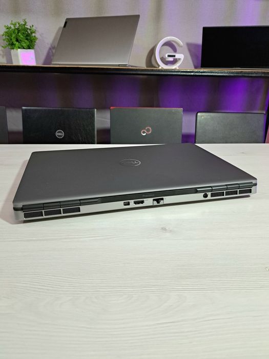 Ноутбук Dell Precision 7550/i7-10875H/32 Gb/512 Gb/Quadro RTX 4000
