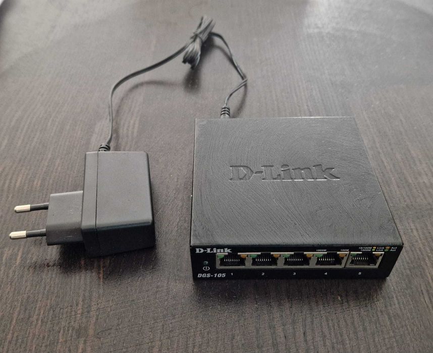Switch D-Link DGS-105 Gigabit 5 Portas