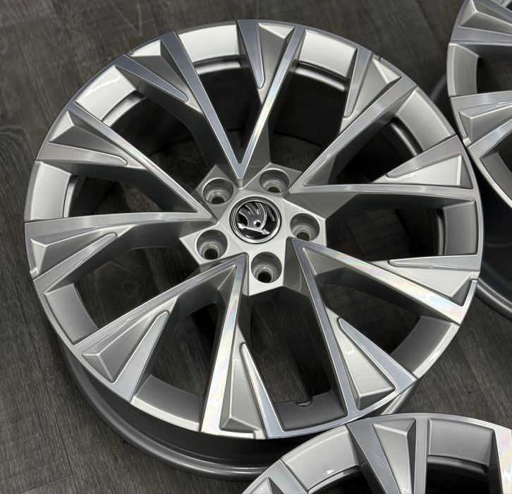 Нові оригінальні диски Skoda Superb IV 18 R18 Шкода Суперб 3P0601025H