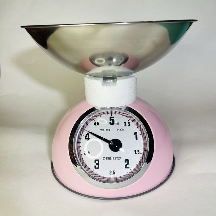 Ваги кухонні механічні рожеві Ernesto 5 кг 1.6 л Зважування Для кухні
