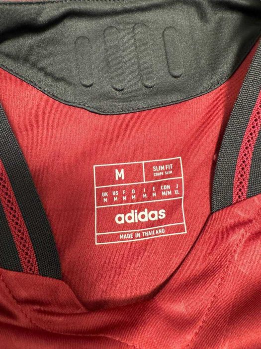 Футбольна футболка збірної Бельгії, розмір М