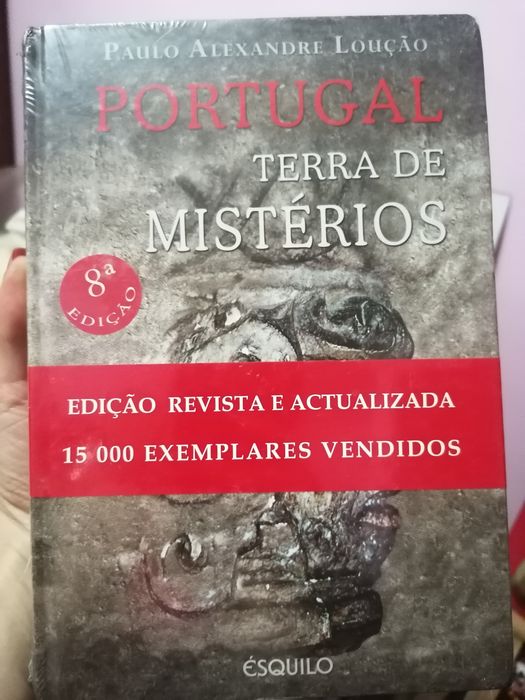 Livro Portugal Terra dos Mistérios - Paulo Loução - capa dura