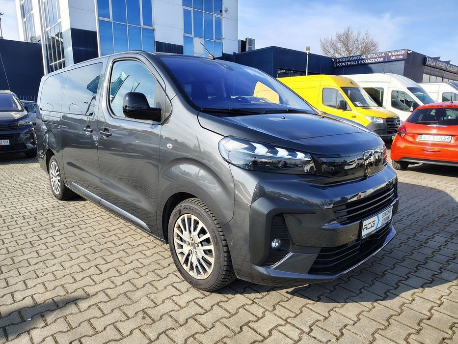 Peugeot Traveller 2.0 BlueHDi 177KM Long Business EAT8 Gwarancja fabryczna